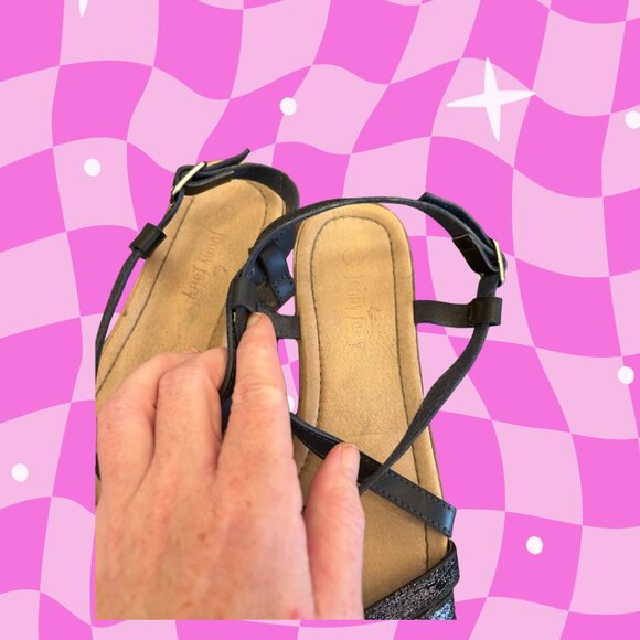 Jenny Fairy Navy Sandals — Effortlessly Cute & Comfy! 💙✨ - Picture 3 of 4